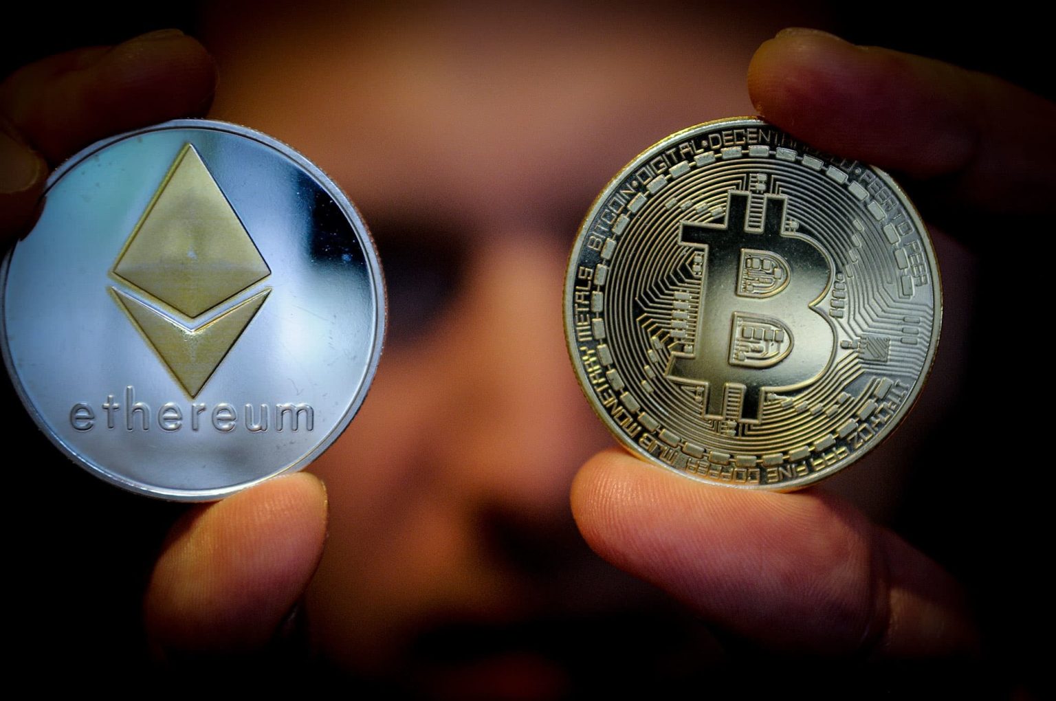 MicroStrategy mua thêm 1,045 BTC, nâng tổng số nắm giữ lên 140,000 BTC PotsFinance-ngan-hang-cung-cap-dich-vu-tien-dien-tu-bitcoin-va-ethereum-1536×1020