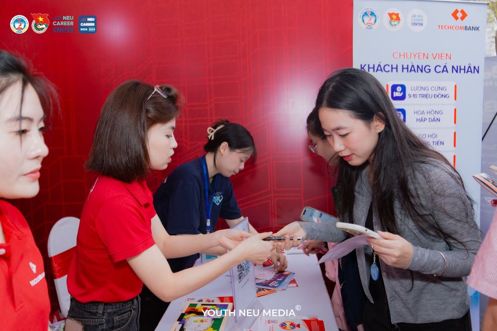 Hoạt động Tư Vấn Gian Hàng Ncw