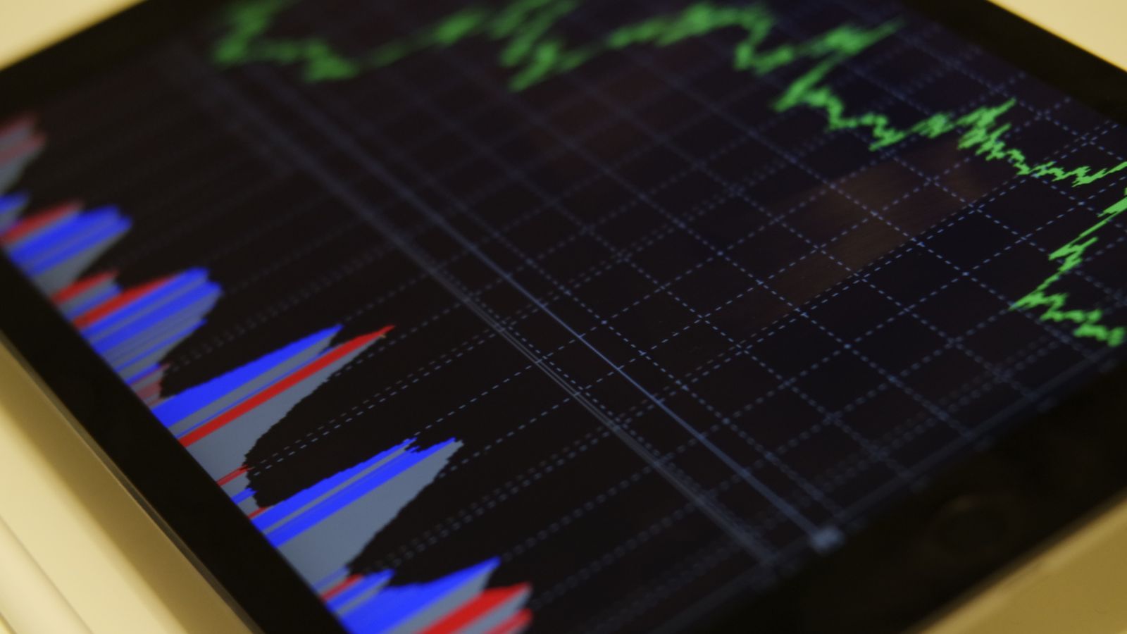 DYOR là gì? Cách tối ưu hiệu quả giao dịch crypto với DYOR mới nhất 2024 DYOR tự nghiên cứu trước khi đầu tư Crypto
